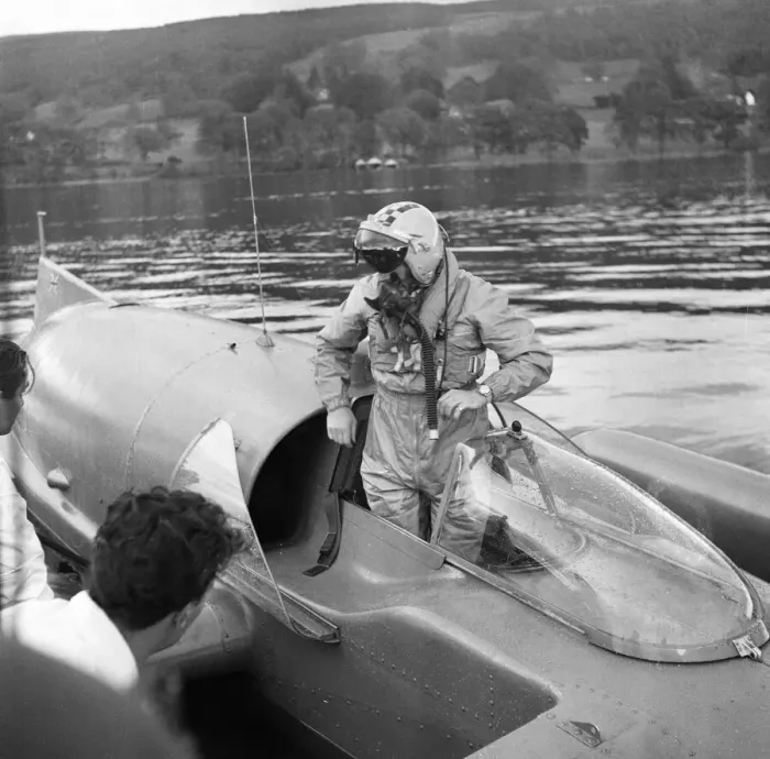 Framed Print : Donald Campbell, at Coniston Water, 24th October 1958 Framed Print : Donald Campbell, at Coniston Water, 24th October 1958