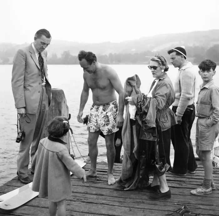 Framed Print : Donald Campbell, at Lake Coniston, 4th October 1956. It was revealed today