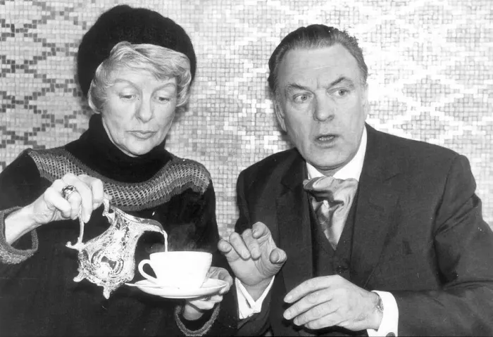 Framed Print : DONALD SINDEN WITH ELAINE STRITCH IN LONDON WEEKEND T. V. - TWOs COMPANY 1978 Framed Print : DONALD SINDEN WITH ELAINE STRITCH IN LONDON WEEKEND T. V. - TWOs COMPANY 1978