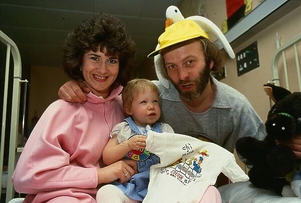 Donnie MacLeod gaelic tv presenter 1988 with Rhoda