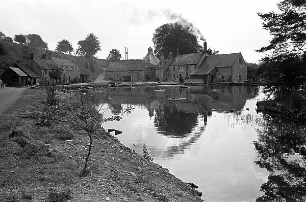 The Donnington Brewery at Stow on the Wold. 5th July 1963