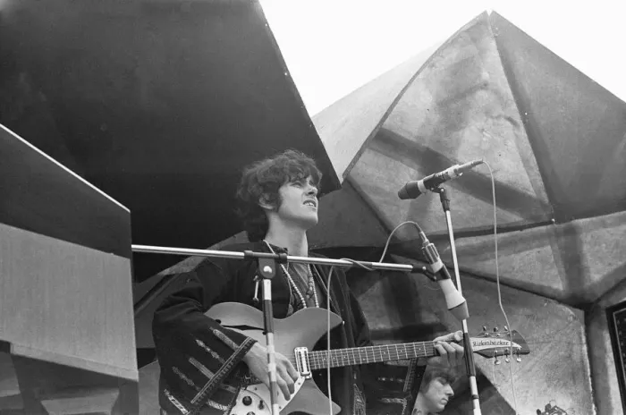 Framed Print : Donovan performing on stage at the 1967 National Jazz and Blues Festival at Royal Windsor Framed Print : Donovan performing on stage at the 1967 National Jazz and Blues Festival at Royal Windsor