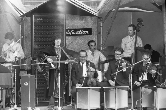 Framed Print : Donovan performing on stage at the 1967 National Jazz and Blues Festival at Royal Windsor