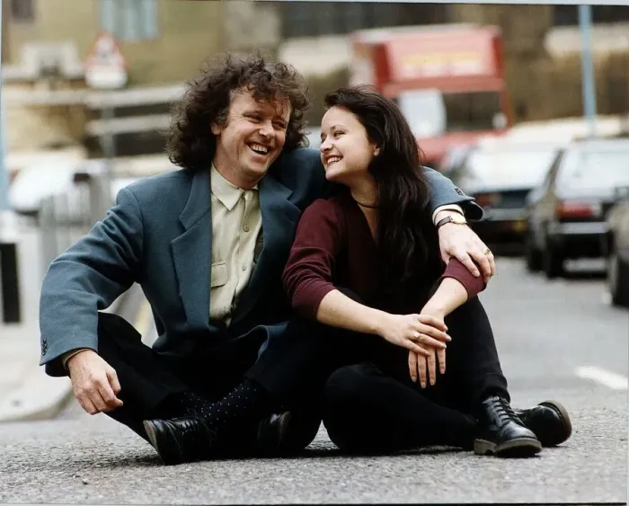 Framed Print : Donovan Pop Star of the 60s with his daughter Singer Astrella Celeste sits on the road Framed Print : Donovan Pop Star of the 60s with his daughter Singer Astrella Celeste sits on the road