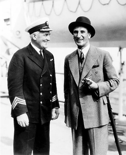 Douglas Jardine Captain of the England Cricket team Sept 1932 with Captain O