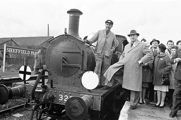 Dr Richard Beeching, Chairman of British Railways, Photo-call visiting the Bluebell Line