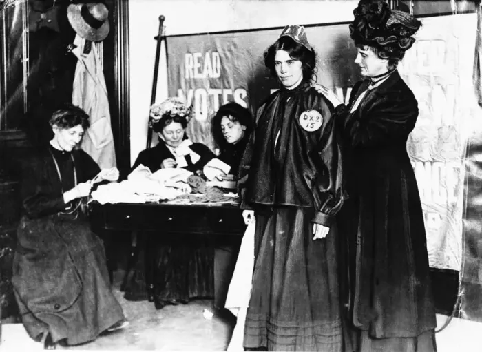 Framed Print : Dress rehearsal for Suffragettes November 1908 Suffragettes pictured trying