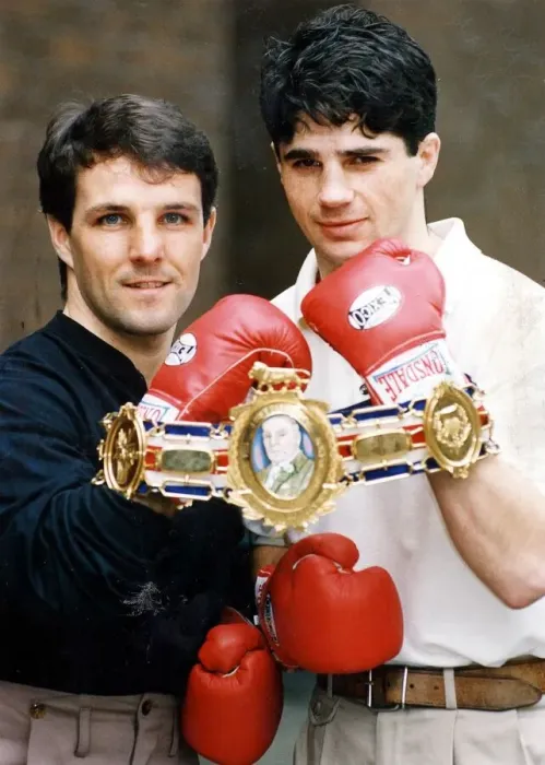 Framed Print : Drew Docherty boxer May 1992 and Joe Kelly with a Lonsdale belt fought