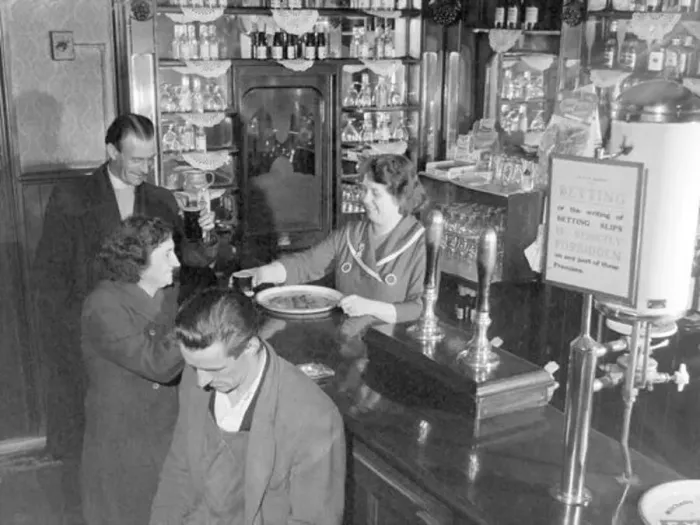  : Could you drink a pint in what was once a morgue? At the Acorn Inn - one end in Wilton