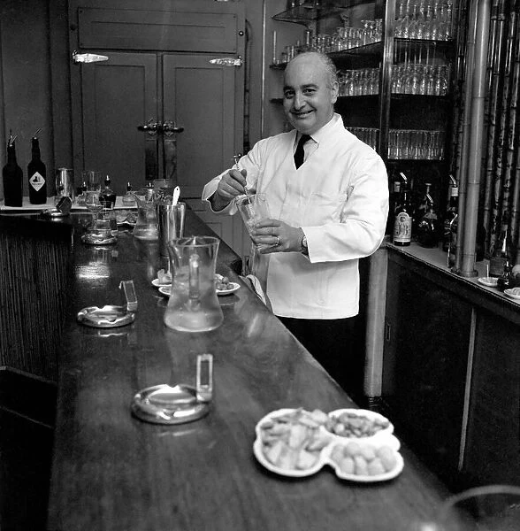 Drinks: Cocktails Joe Gilmore top barman at the Savoy hotel in London seen here preparing