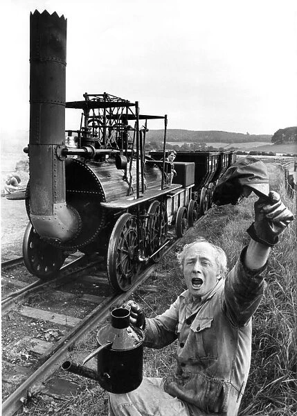Driver Bill Tully celebrates 10, 000 miles under steam with a full scale replica of George