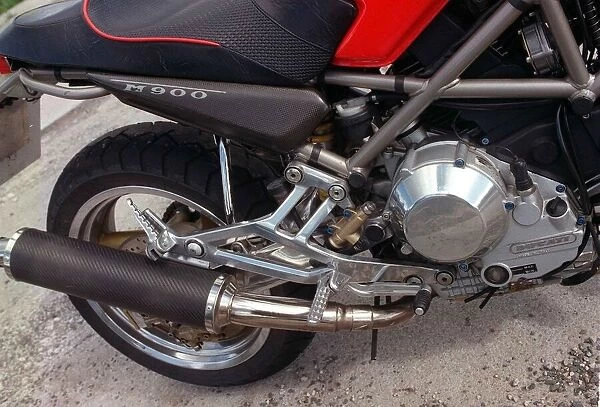 Ducati motorcycle 1998
