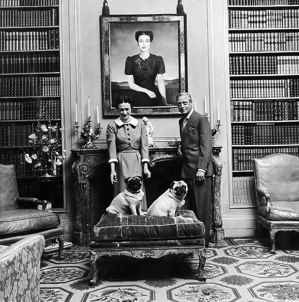 The Duke and Duchess of Windsor with their two dogs Trooper