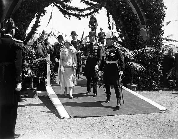 Duke and Duchess of York arrive in Sidney Australia May 1927