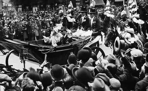 The Duke and Duchess of York arriving at the Guildhall 1927, London