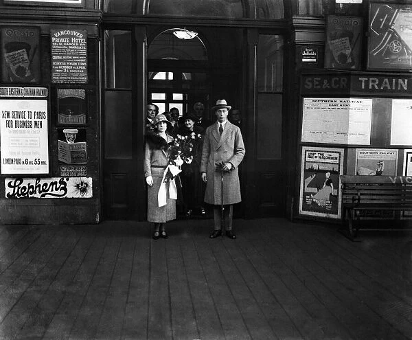 Duke and Duchess of York Oct 1923 at Victoria Station before leaving for Serbia