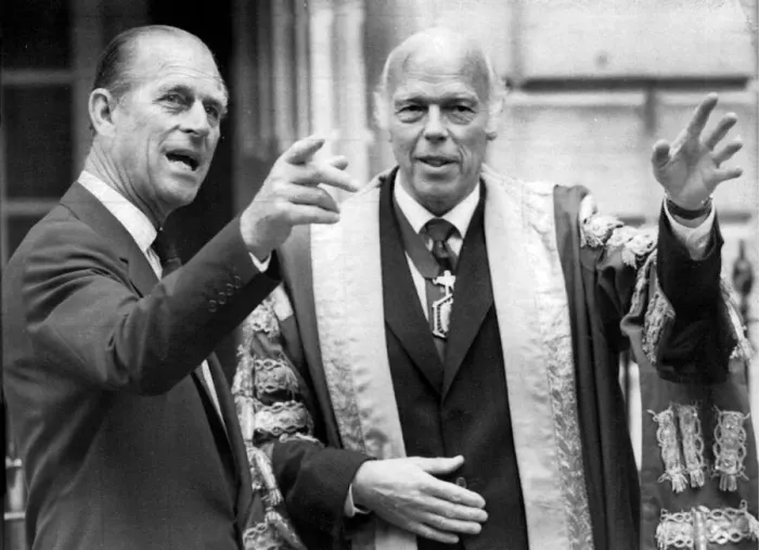 Framed Print : The Duke of Edinburgh. Prince Philip with Sir James Fraser at the Royal college of