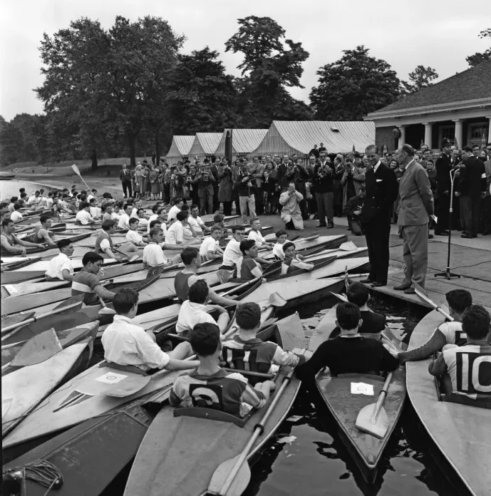 Framed Print : The Duke of Edinburgh reviews the canoes of the Boys Clubs of London at The Serpentine