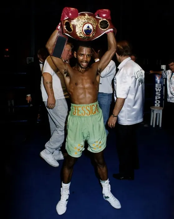 Framed Print : Duke McKenzie Boxing after defeating Jesse Benavides at Lewisham Theatre Framed Print : Duke McKenzie Boxing after defeating Jesse Benavides at Lewisham Theatre