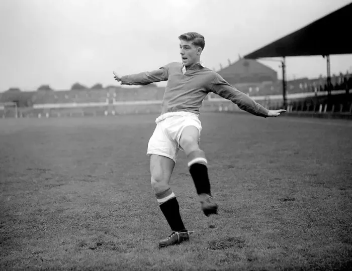 Framed Print : Duncan Edwards of Manchester United in training August 1954 Framed Print : Duncan Edwards of Manchester United in training August 1954
