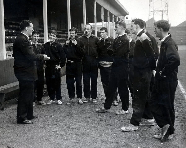 Dunfermline FC February 1962 (l to r) manager Jock Stein, Peebles, Fraser, Thomson