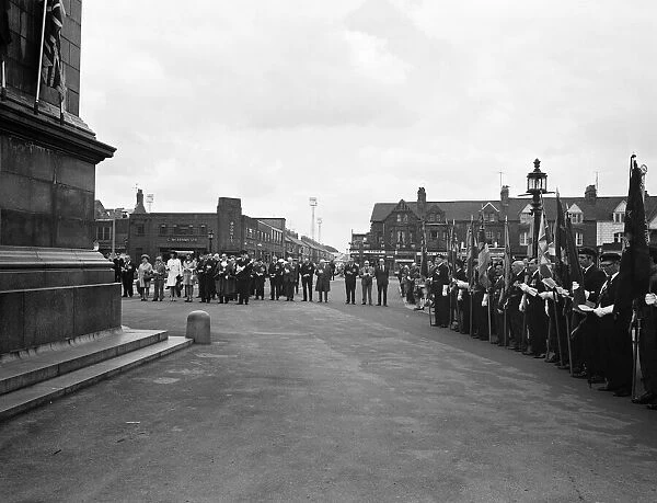 Dunkirk parade at Middlesbroughs cenotaph and war memorial on Linthorpe Road