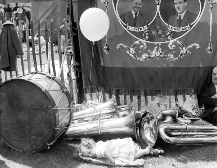 Framed Print : Durham Miners Gala - Maureen Critchley of South Shields has a rest after the exhausting Framed Print : Durham Miners Gala - Maureen Critchley of South Shields has a rest after the exhausting