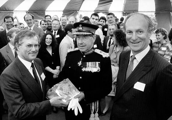 Earl of Aylesford presenting an award. 26th August 1988