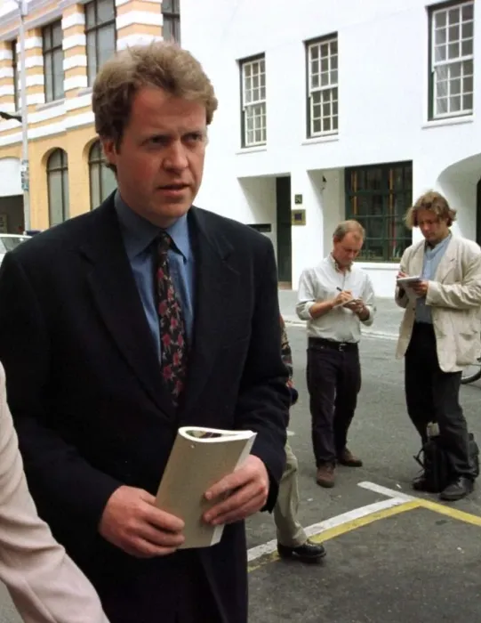 Framed Print : Earl Spencer seen leaving Supreme Court. December 1997 Framed Print : Earl Spencer seen leaving Supreme Court. December 1997
