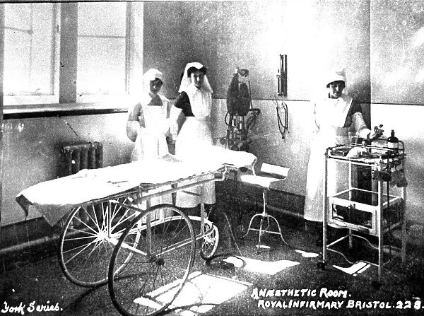Early pic of the anaesthetic room at the Royal Infirmary, Bristol, not dated 1900s