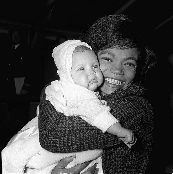 Eartha Kitt singer actress with her baby March 1962