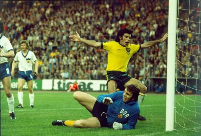 Framed Print : East Germany 2-0 Australia, 1974 FIFA World Cup Group 1 match, Hamburg Framed Print : East Germany 2-0 Australia, 1974 FIFA World Cup Group 1 match, Hamburg