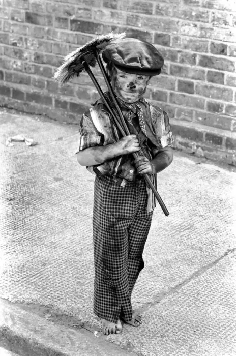 Framed Print : East street Market 100 years celebrations: Four year old boy Tommy Stafford dressed as a Framed Print : East street Market 100 years celebrations: Four year old boy Tommy Stafford dressed as a