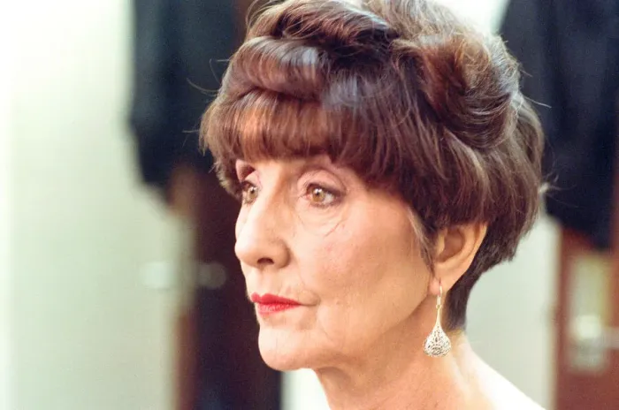 Framed Print : Eastenders star June Brown (Dot Cotton). 16th July 1993 Framed Print : Eastenders star June Brown (Dot Cotton). 16th July 1993