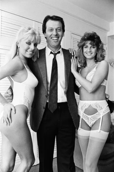 Framed Print : EastEnders star Leslie Grantham opens a new fashion showroom in London Framed Print : EastEnders star Leslie Grantham opens a new fashion showroom in London
