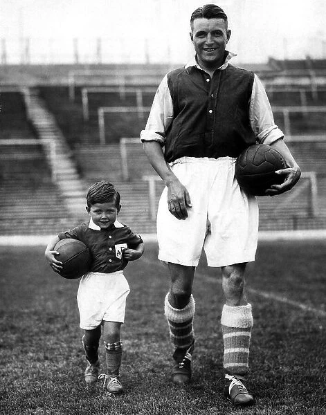 Eddie Hapgood Football Player of Arsenal, Aug 1934 with his son