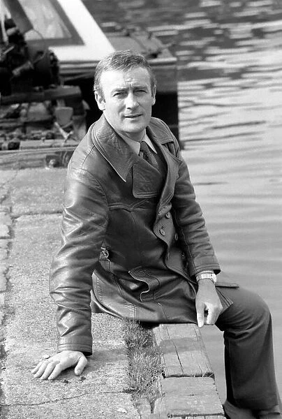 Edward Woodward actor who plays the role of David Callan in ITV