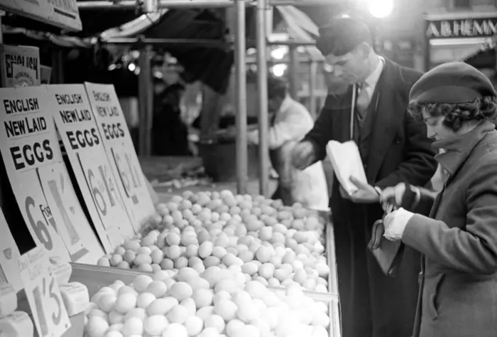 Framed Print : The Egg Stall on Kingston Market circa 1936 L102 Framed Print : The Egg Stall on Kingston Market circa 1936 L102