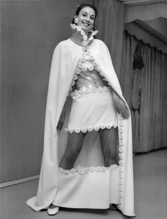 Framed Print : Elaine Hart wearing a wedding dress for the bride of 1968. December 1967 P007846 Framed Print : Elaine Hart wearing a wedding dress for the bride of 1968. December 1967 P007846