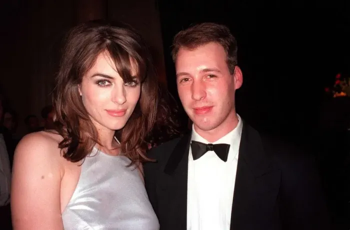 Framed Print : Elizabeth Hurley actress attends film premiere of the film Extreme Measures in London