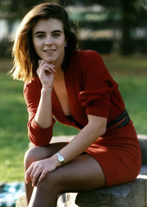 Framed Print : Elizabeth Hurley actress. August 1989 Liz