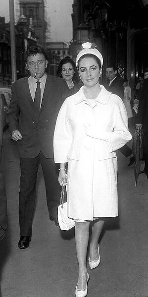 Elizabeth Taylor Jan 1963 With Richard Burton