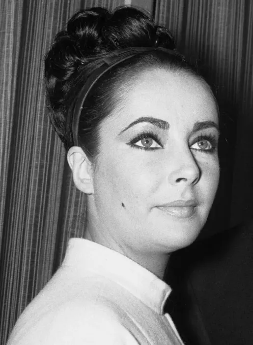 Framed Print : Elizabeth Taylor seen here filming the V. I. P.s at the MGM studios in Elstree Framed Print : Elizabeth Taylor seen here filming the V. I. P.s at the MGM studios in Elstree