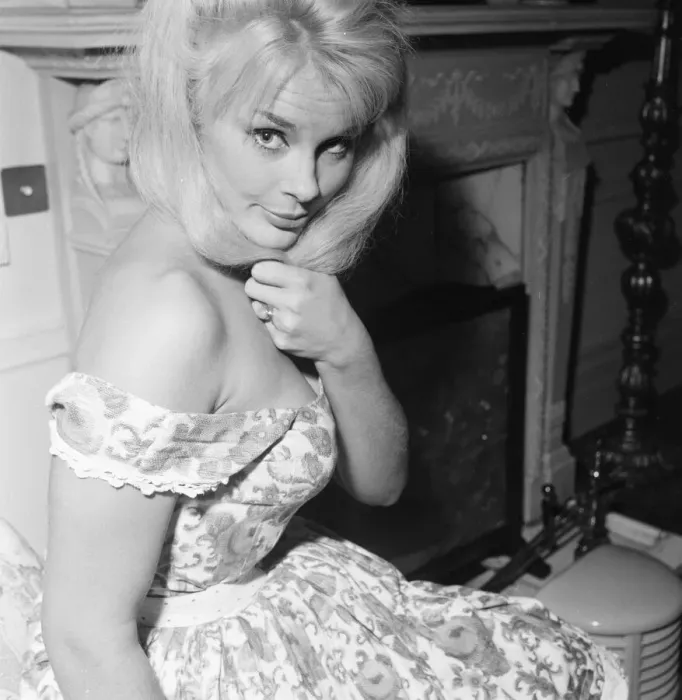 Framed Print : Elke Sommer, German actress aged 19 years old, in London to shoot scenes for new film
