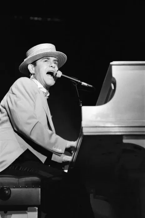 Framed Print : Elton John on his European Express Tour which was the European leg of his 1984 Breaking