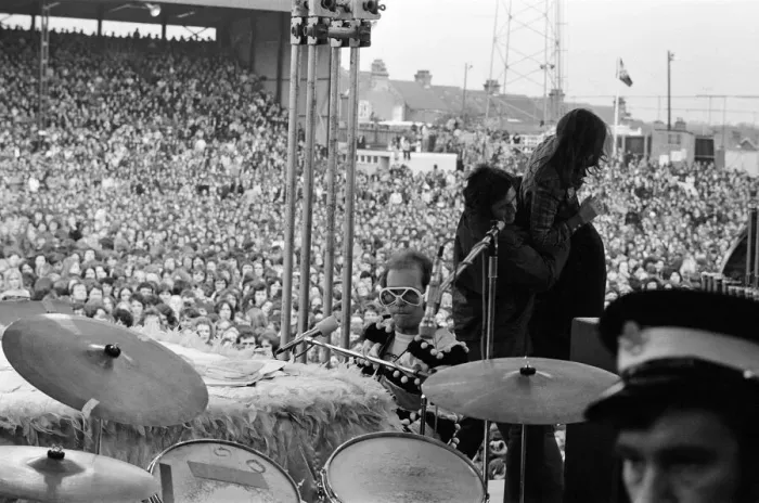 Framed Print : Elton John fans swarm in to Watfords Vicarage Road ground Framed Print : Elton John fans swarm in to Watfords Vicarage Road ground