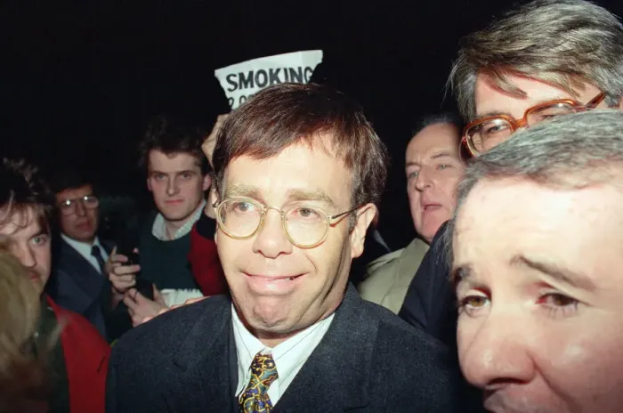 Framed Print : Elton John wins a £350, 000 libel victory against the Sunday Mirror