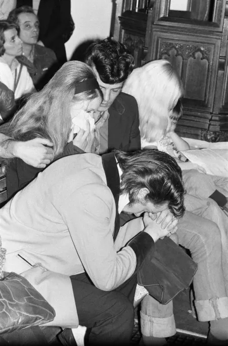 Framed Print : Elvis Presley Memorial Service, held at Christ Church in Cockfosters, North London