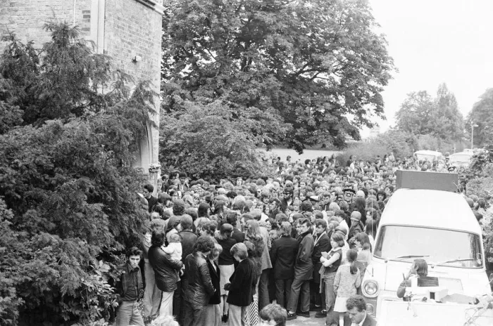 Framed Print : Elvis Presley Memorial Service, held at Christ Church in Cockfosters, North London