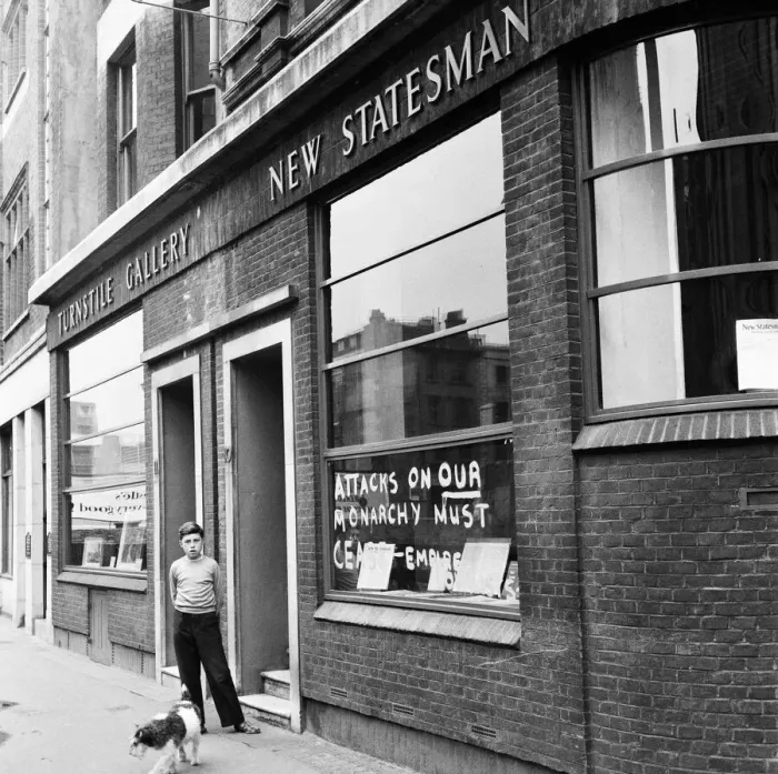 Framed Print : Empire Loyalists paint slogans on homes of the Queens critics. 18th August 1957